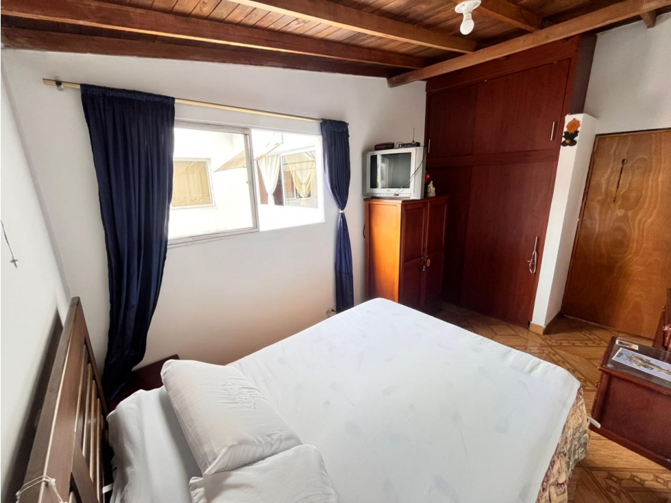 Venta Apartamento con 3 apartaestudios La Floresta — foto 6
