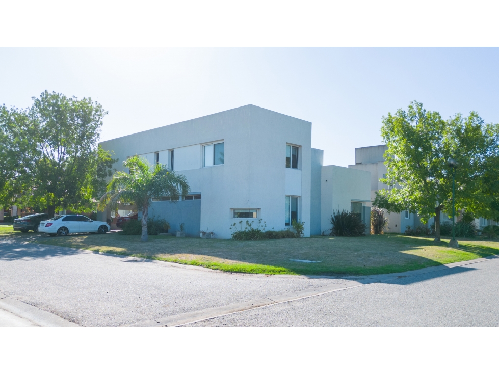 Venta Casa 5 ambientes - Bº Lujan Del Sol - Luján, Buenos Aires