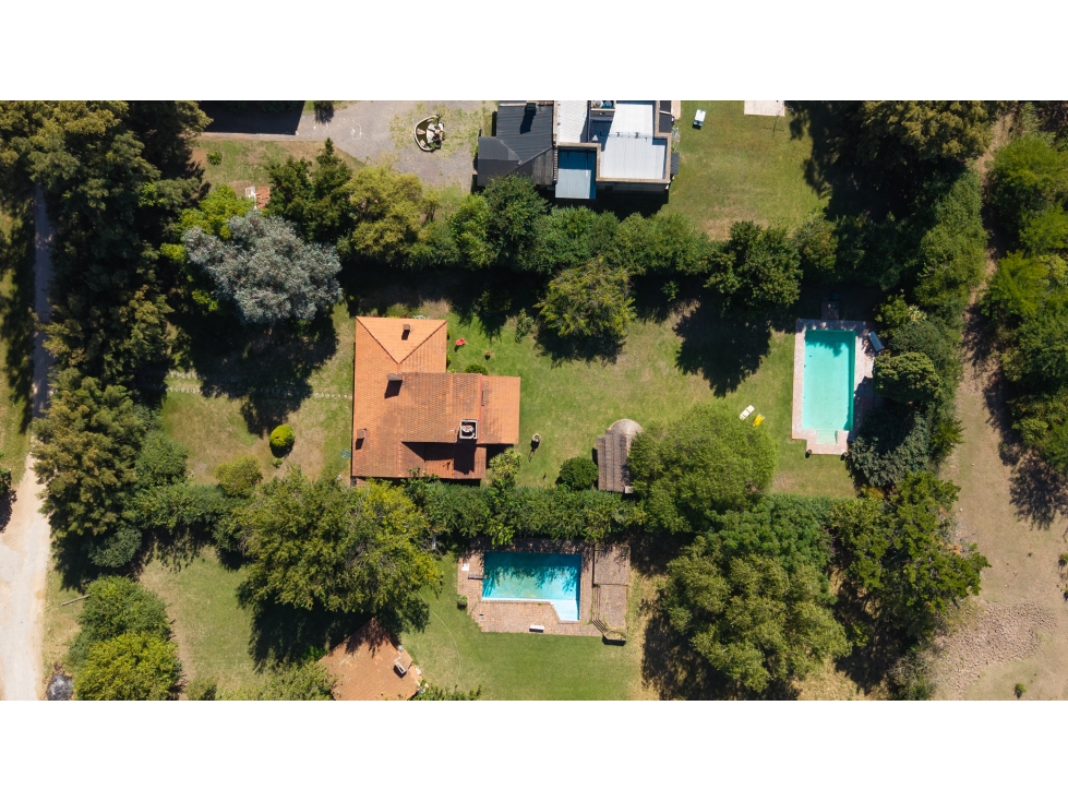 Casa Quinta Con Piscina Y Gran Parque En Luján Lote De 1.958 M²- Lujan — foto 6