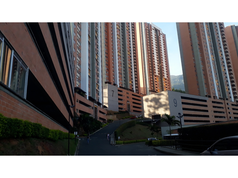 VENTA DE APARTAMENTO EN BELLO - FLORIDA NORTEAMERICA — foto 2
