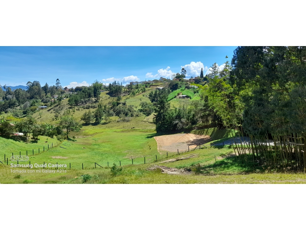 VENDO LOTE EN RIONEGRO VEREDA SANTA BARBARA