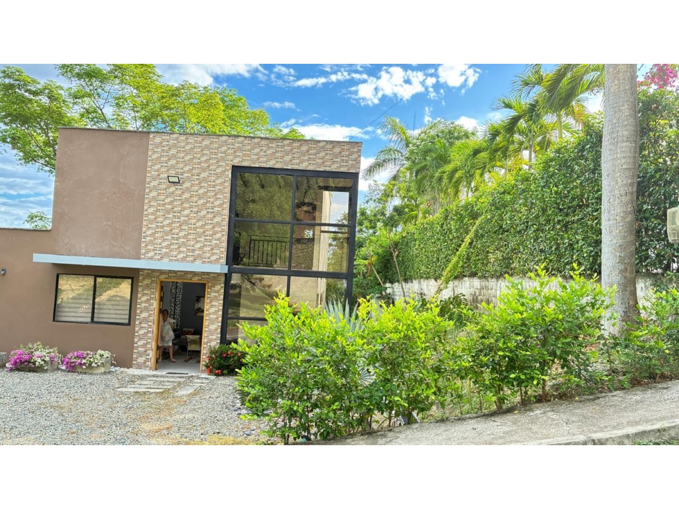 VENTA DE CASA-FINCA EN SOPETRÁN. ANTIOQUIA - 3