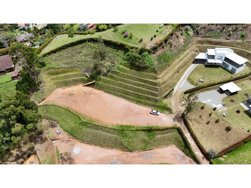 VENTA DE LOTE EN LA CLARITA , MUNICIPIO DE GUARNE — foto 3