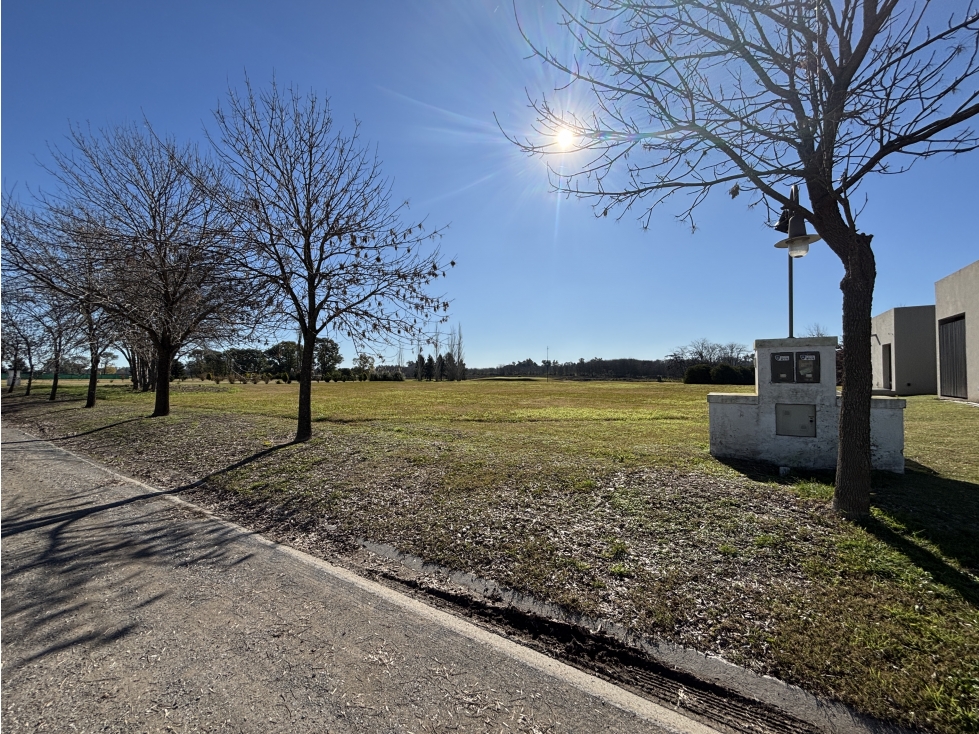Lote en B° privado Everlinks - 2