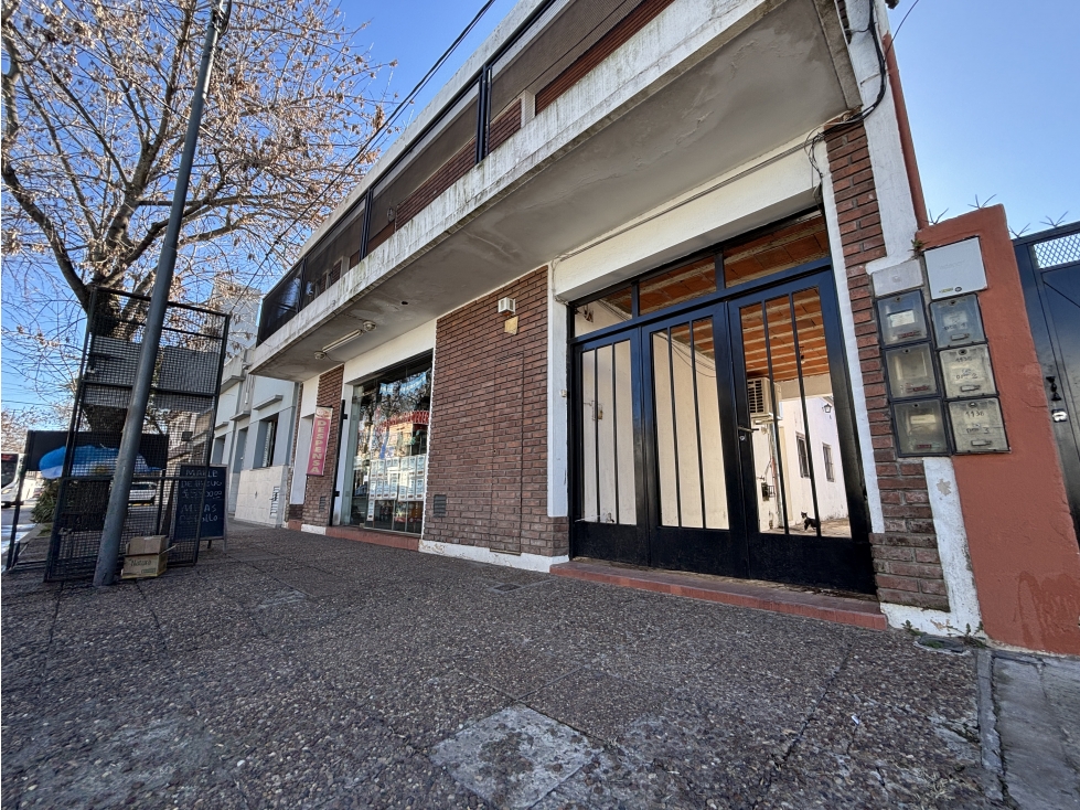 Casa y Local - 2