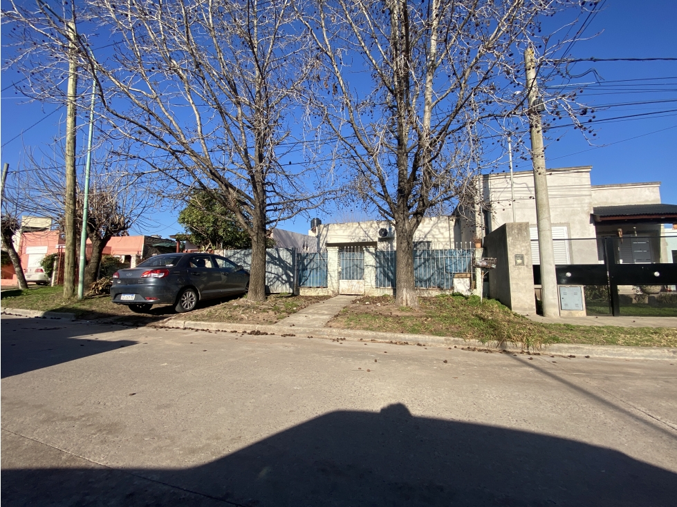 Casa B° Sarmiento- Luján