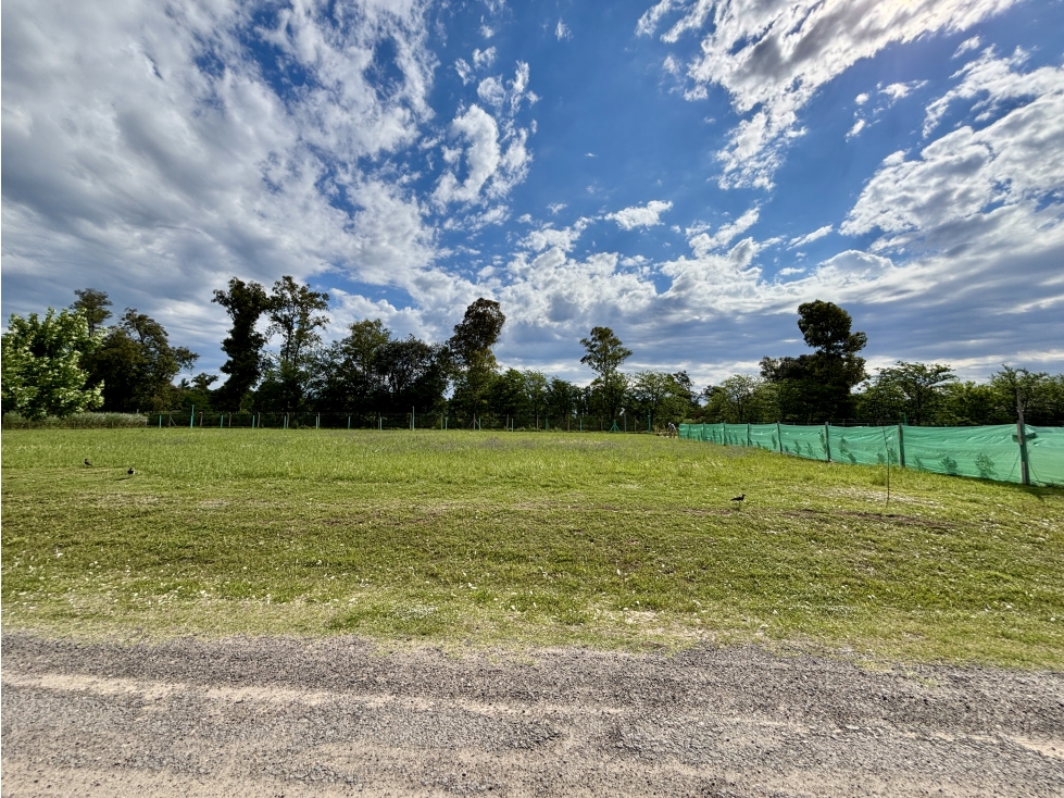 Lote B° Cerrado Los Juncos, Luján