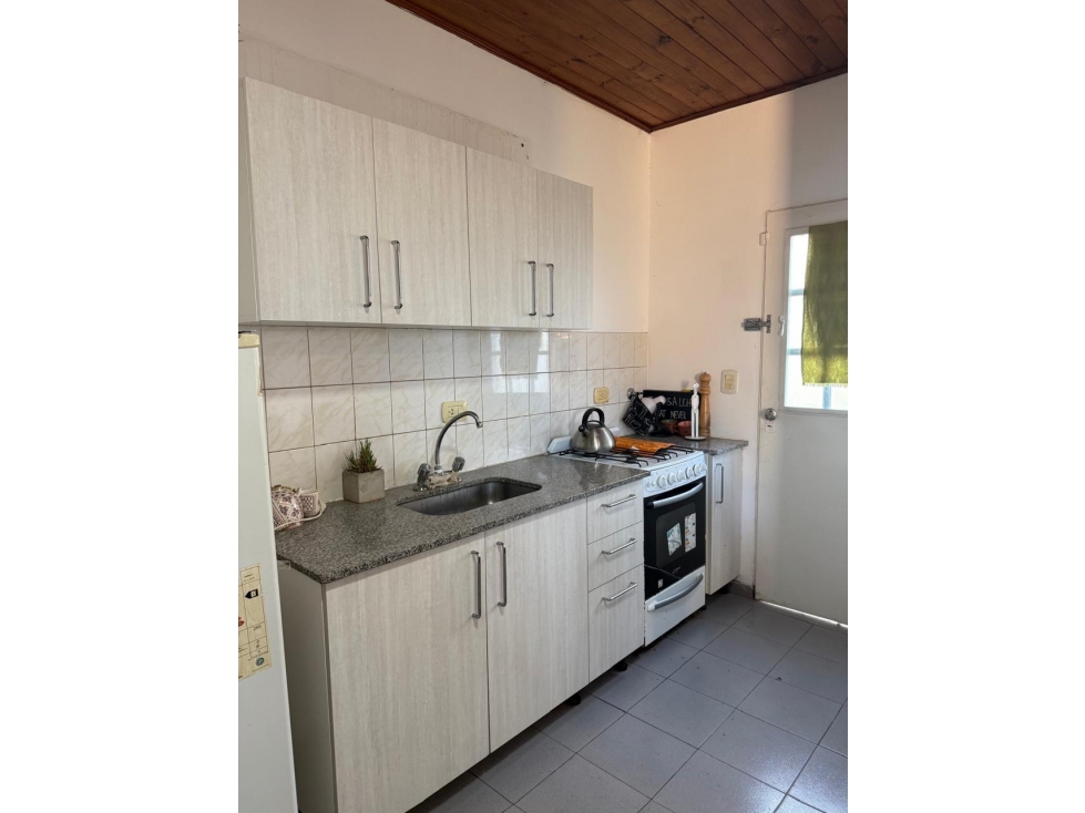 CASA COVILU - CALLE KENNEDY - LAS ACACIAS LUJAN(B) — foto 4