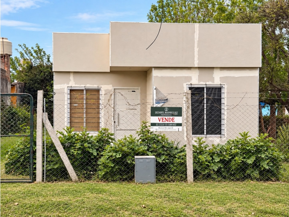 VENTA CASA A TERMINAR BARRIO JUAN XXIII, LUJÁN - 1