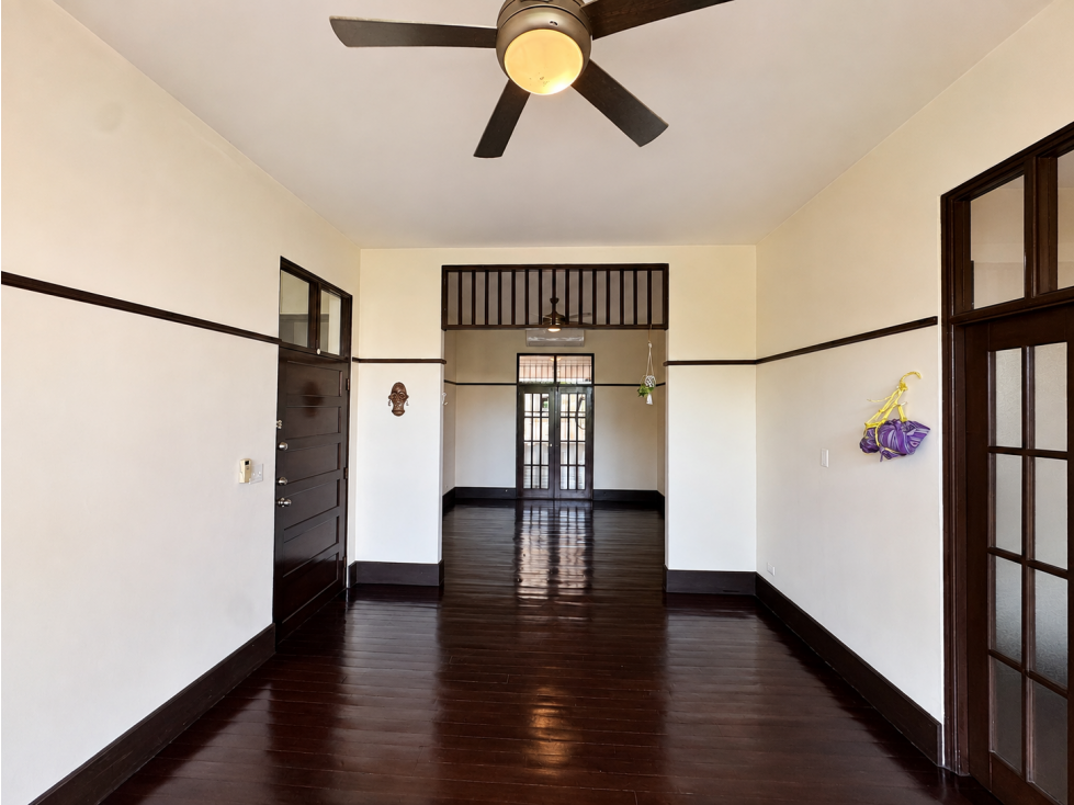 Apartamento de 2 habitaciones frente a parque, Casco Antiguo — foto 2