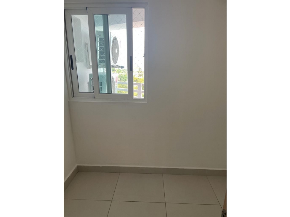 Alquiler de apartamento en Via Porras a lado del Parque Omar — foto 2