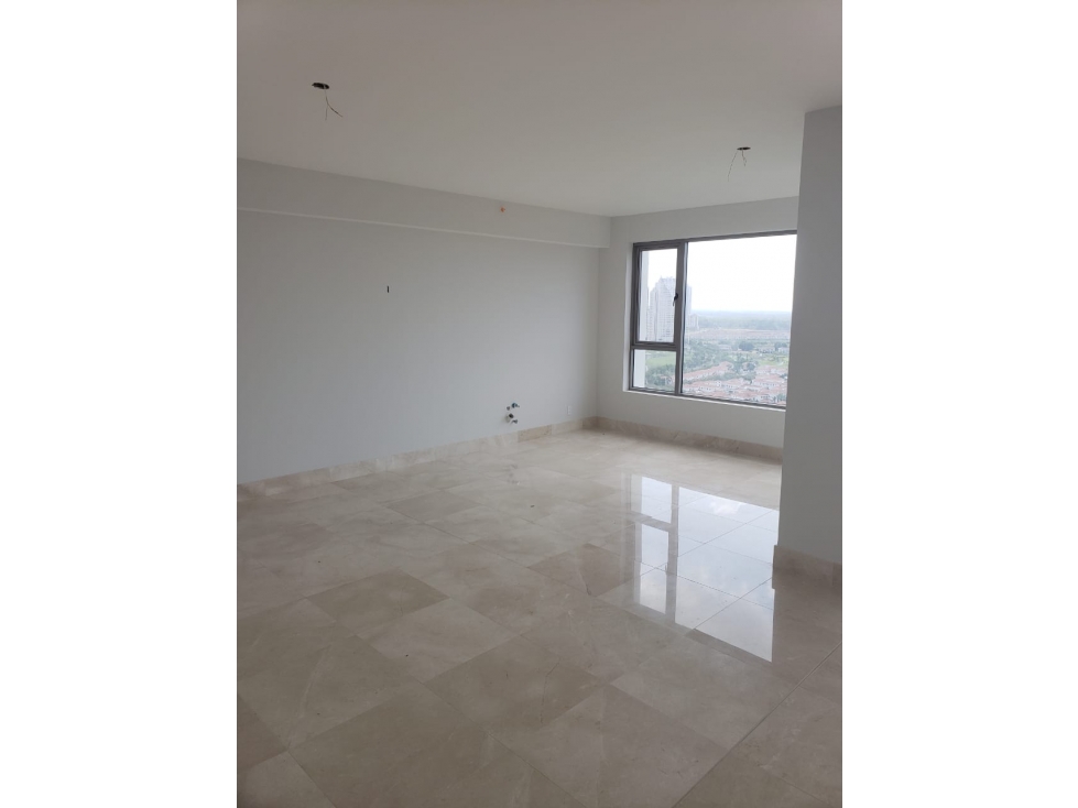 Alquiler y venta en Santa María frente a campo de golf