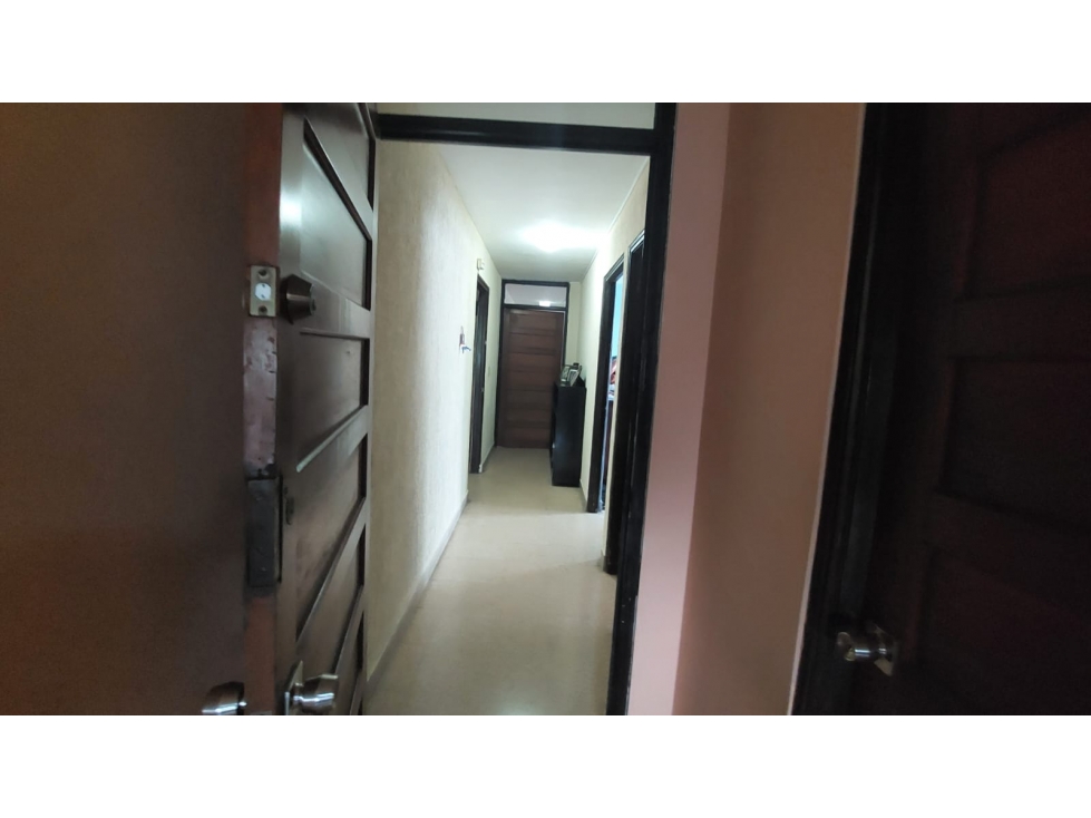 Venta de apartamento en Altos del Golf — foto 2