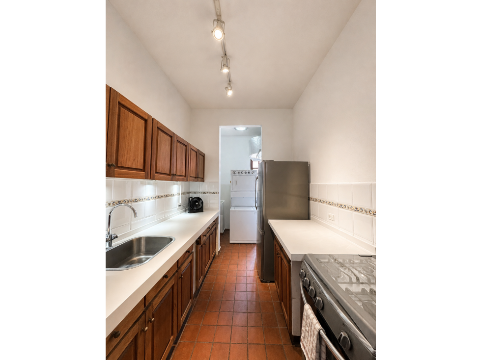 Apartamento de 2 habitaciones frente a parque, Casco Antiguo — foto 5