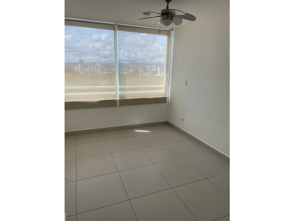 Alquiler de apartamento en Via Porras a lado del Parque Omar — foto 5