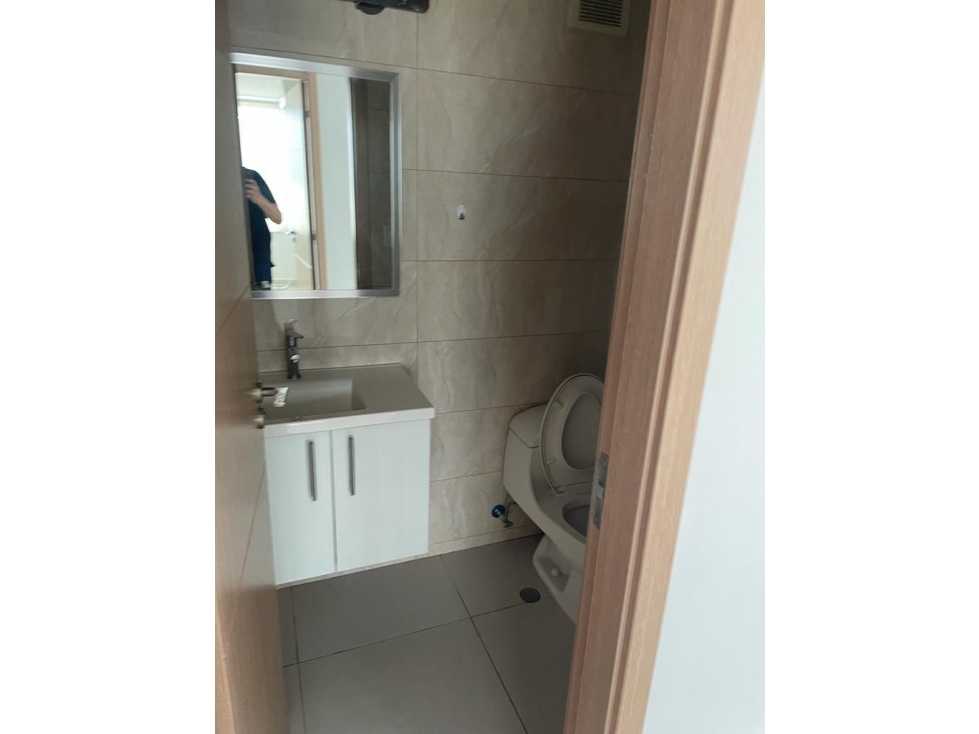 Alquiler de apartamento en Via Porras a lado del Parque Omar — foto 6