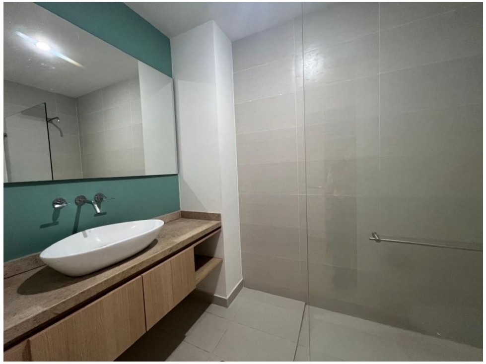 AMPLIO Y MODERNO APARTAMENTO EN BAVARIA, SANTA MARTA — foto 5