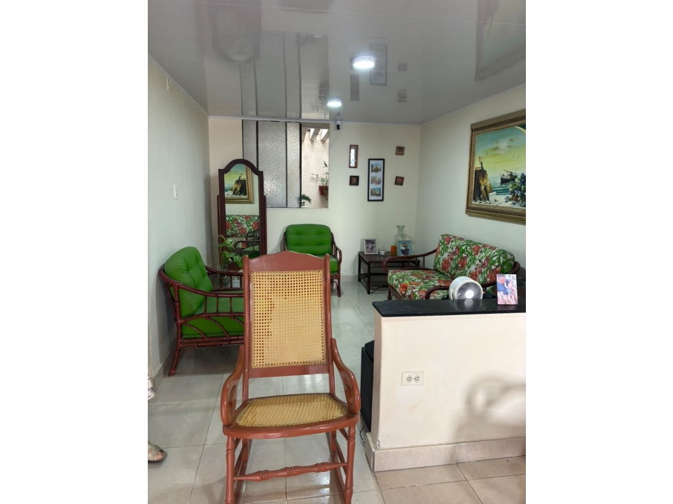 CASA CONJUNTO CERRADO BARRIO ALMENDROS, SANTA MARTA