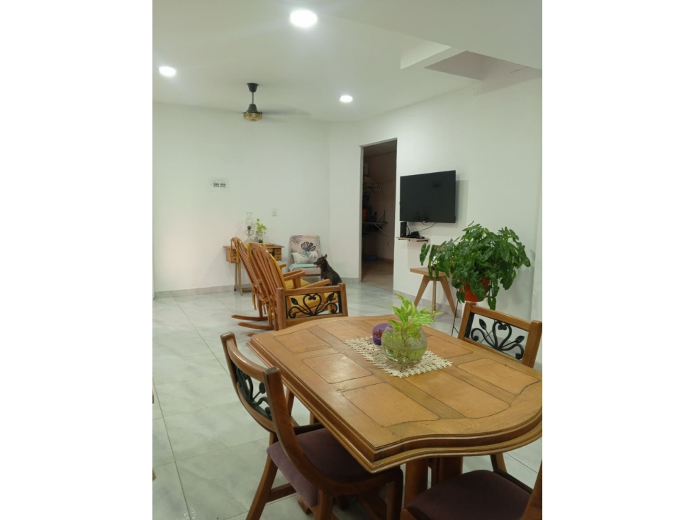 APARTAMENTO SEGUNDO PISO BARRIO CUNDI — foto 4