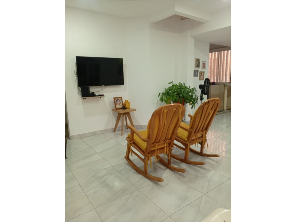 APARTAMENTO SEGUNDO PISO BARRIO CUNDI — foto 6