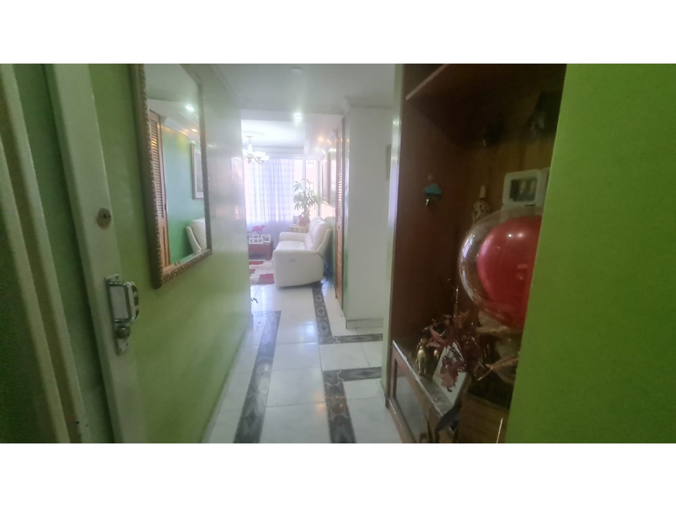 Venta apartamento en Los Andes norte, La Floresta, Barrios Unidos — foto 2