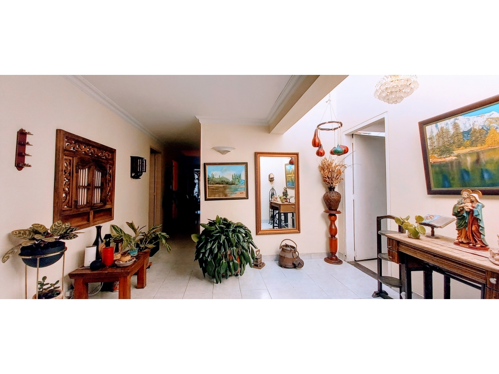 VENTA CASA EXCLUSIVA EN CANÓDROMO EXCELENTE DISTRIBUCIÓN Y UBICACIÓN — foto 4