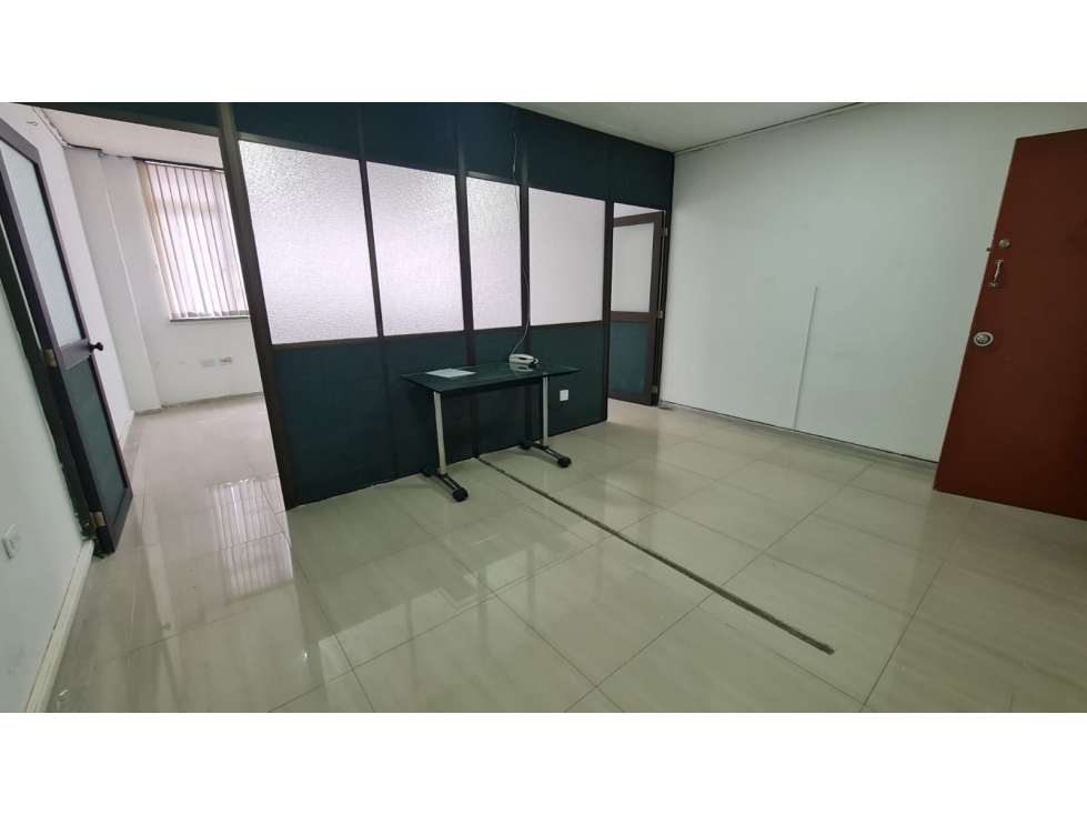 En venta oficina en el centro de Bogotá, La Capuchina, Santa Fe — foto 2