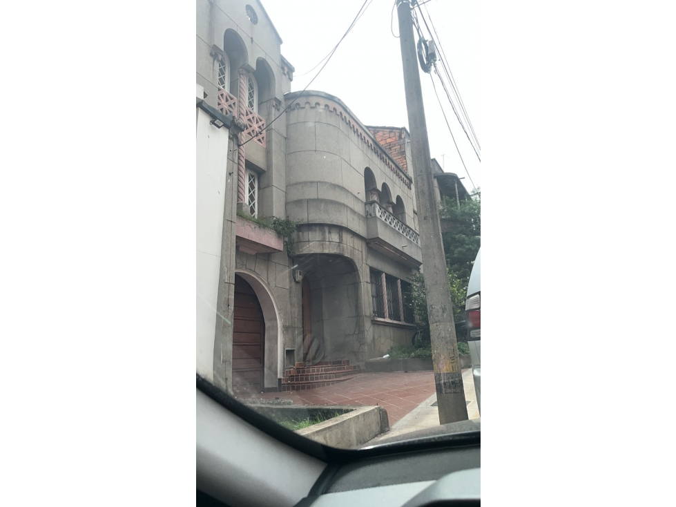 Venta Edificio Buenos Aires, Cerca al Tranvia