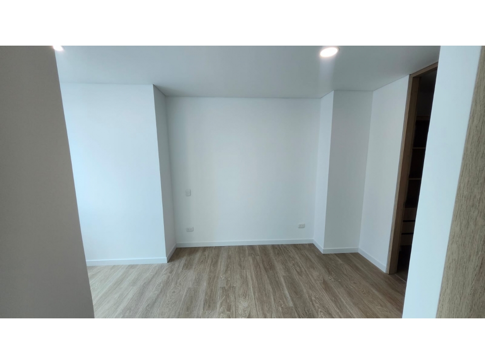 VENTA APARTAMENTO EN CIUDAD LA SALLE CON EXCELENTE ZONAS COMUNES — foto 6