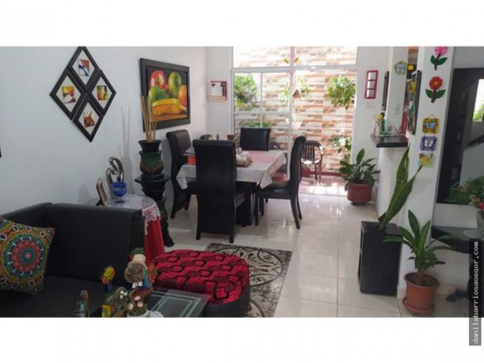 CASA EN VENTA ALTOS DE LOS ROBLES SOLEDAD — foto 4