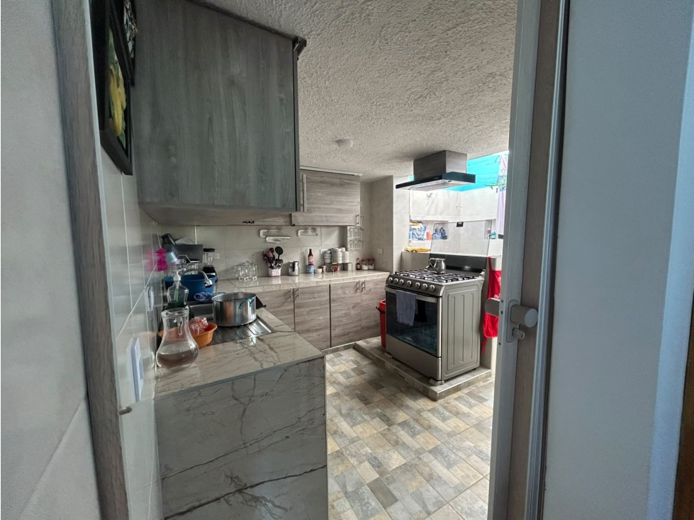 VENTA CASA CON APARTAESTUDIO Y LOCAL EN LAS NIEVES TUNJA — foto 3