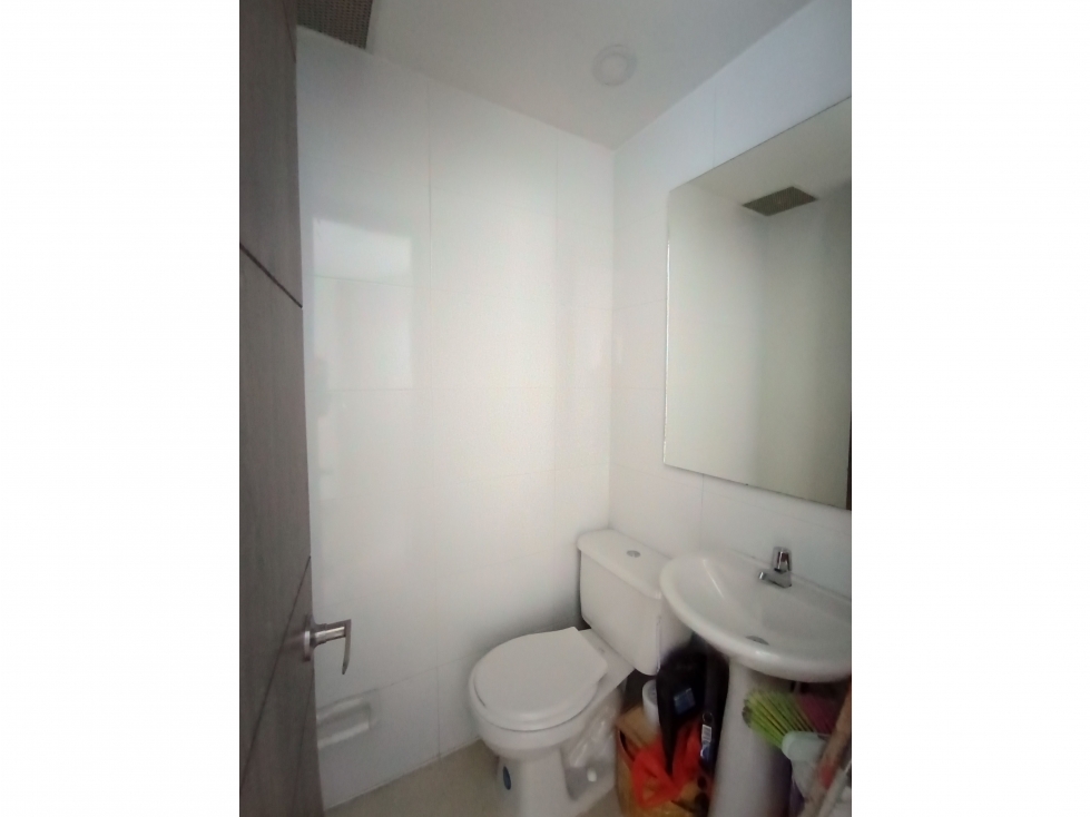 VENTA DE APARTAESTUDIO DUPLEX EN BARRIO LA SALLE — foto 3