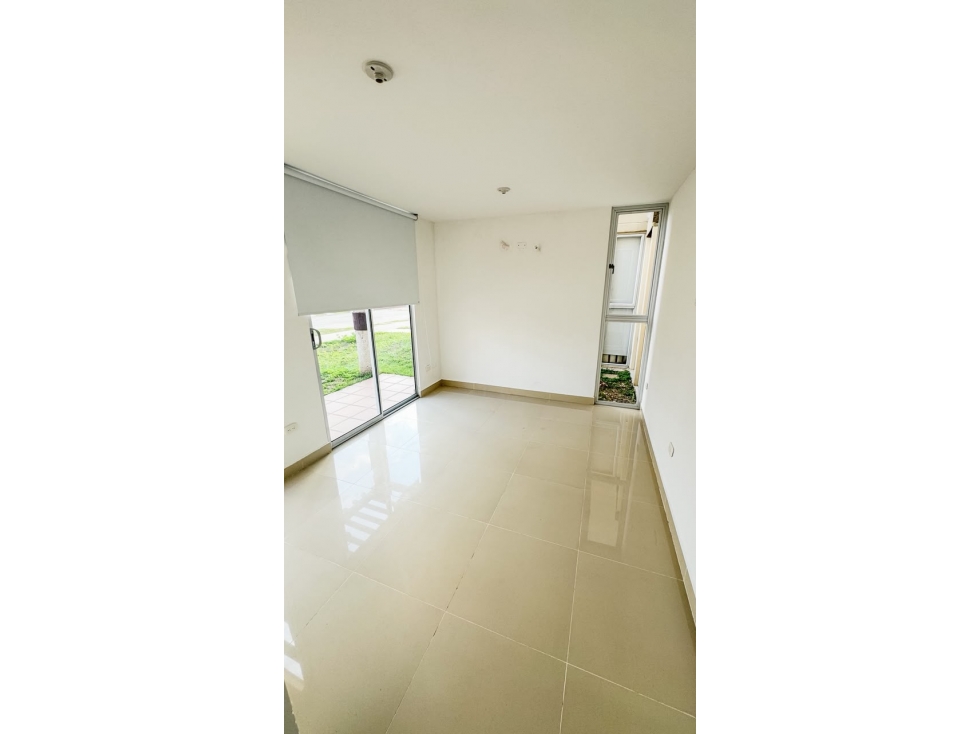 ARRIENDO CASA EL DORAL — foto 4
