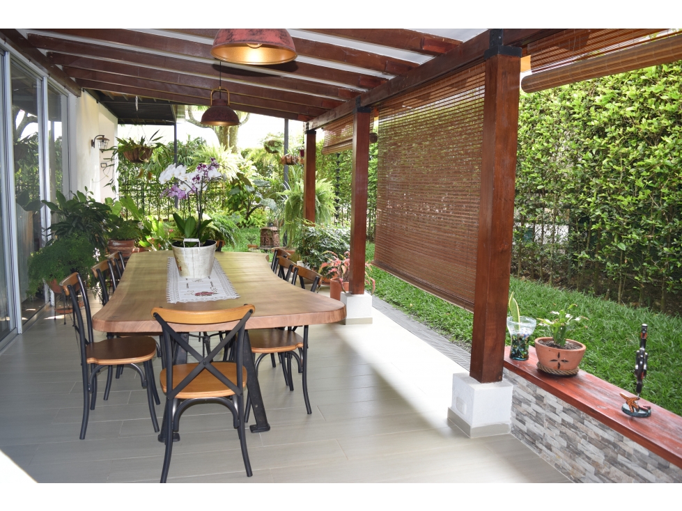 VENDO CASA EN CONDOMINIO ALTOS DE UMBRIA (PANCE) — foto 2