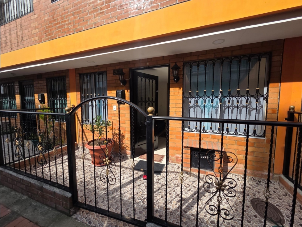 VENTA CASA FUNZA URBANIZACION LOS ANGELES,