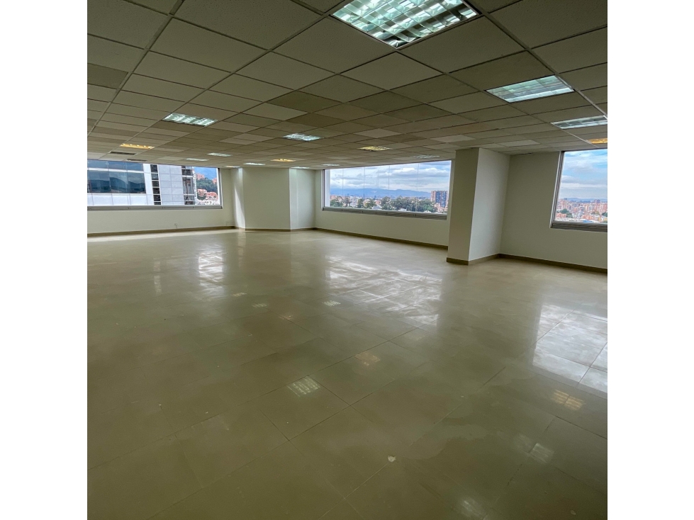 Oportunidad Unica Se Vende Espectacular Oficina North Point — foto 2