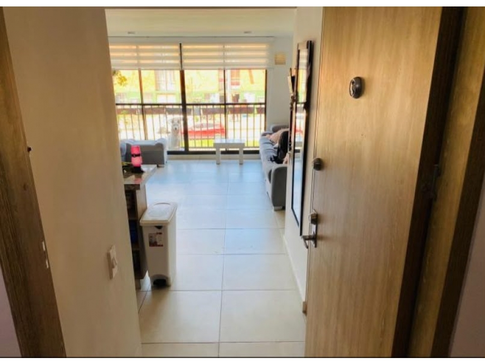 VENTA APTO CIPRES DE LA FLORIDA 70M2 BALCON-GRAN GRANADA ENGATIVA — foto 5