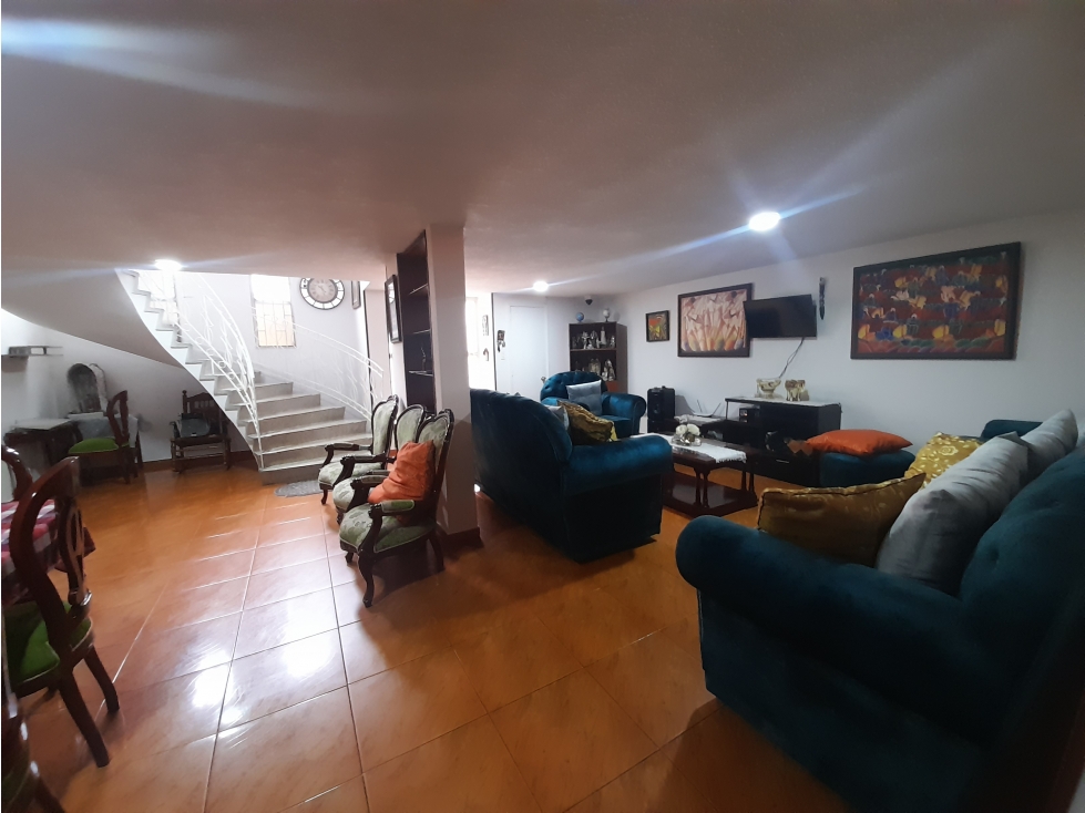 VENTA DE CASA EN NORMANDIA, BOGOTÁ — foto 2