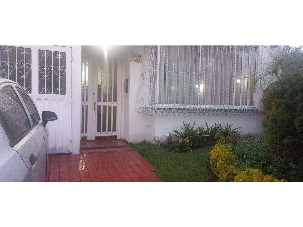 VENTA CASA LAS VILLAS BOGOTA
