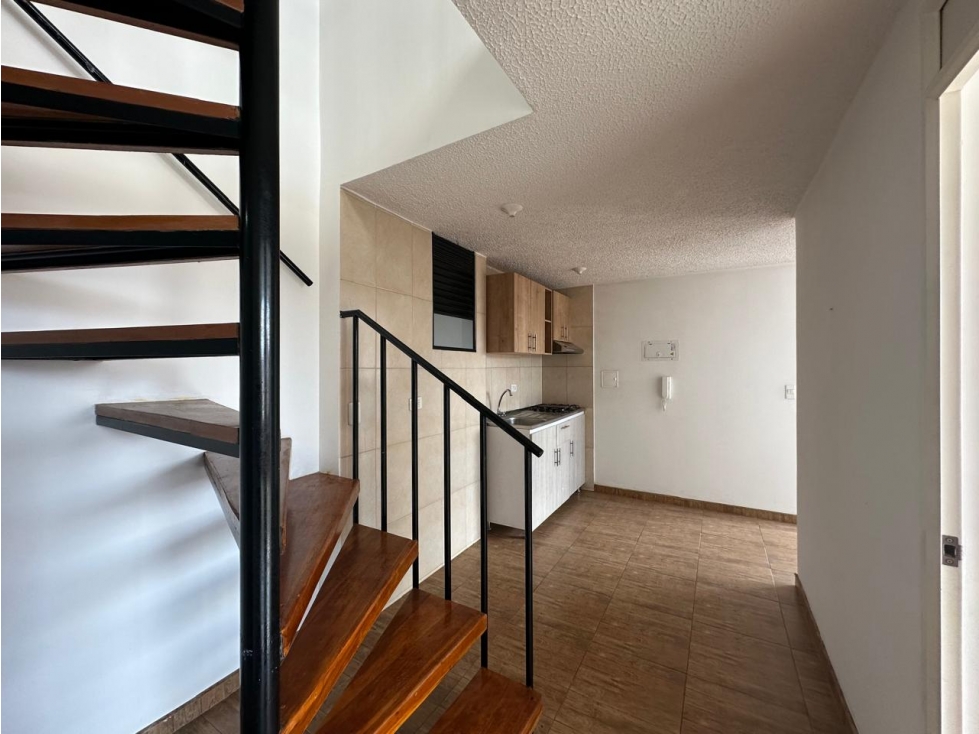 VENTA APARTAMENTO DUPLEX EN FONTIBON — foto 3