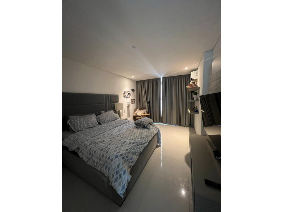 En venta apartamento en el conjunto LAGO ALTO