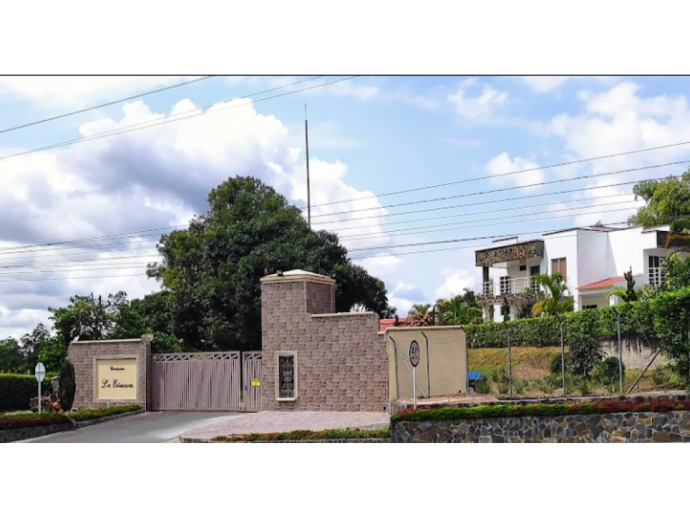 VENTA CASA CAMPESTRE CONJUNTO CERRADO LA ESTACIÓN VÍA AL AEROPUERTO