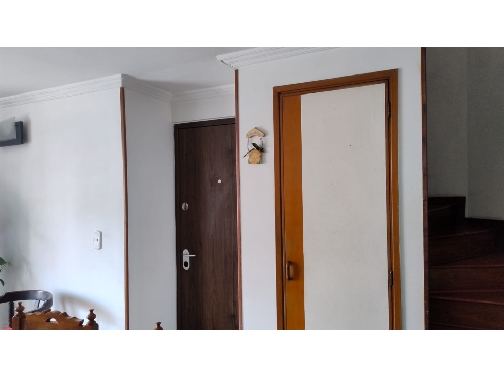VENTA DE APARTAMENTO DUPLEX EN MODELIA, BOGOTÁ — foto 4