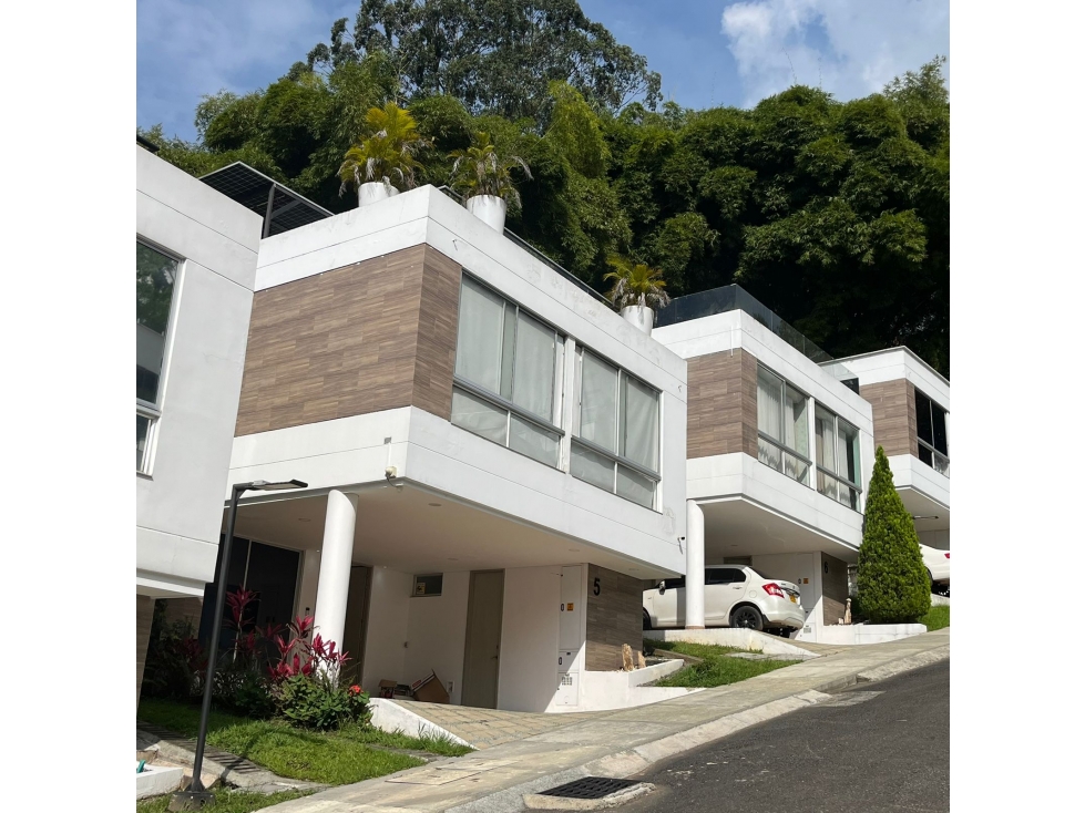 Venta Casa Envigado Loma del Esmeraldal