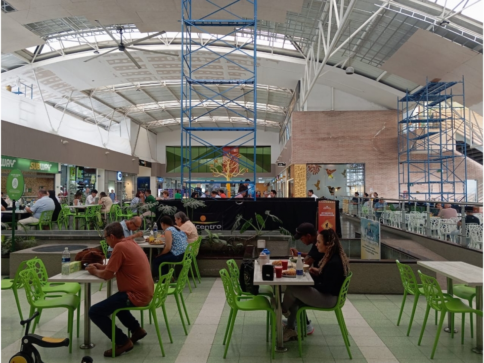 LOCAL CENTRO COMERCIAL UNICENTRO VILLAVICENCIO - 1