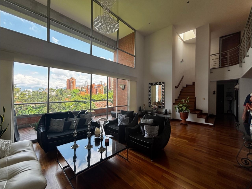 VENTA APARTAMENTO DÚPLEX EN ENVIGADO LUJO, VISTA Y NATURALEZA