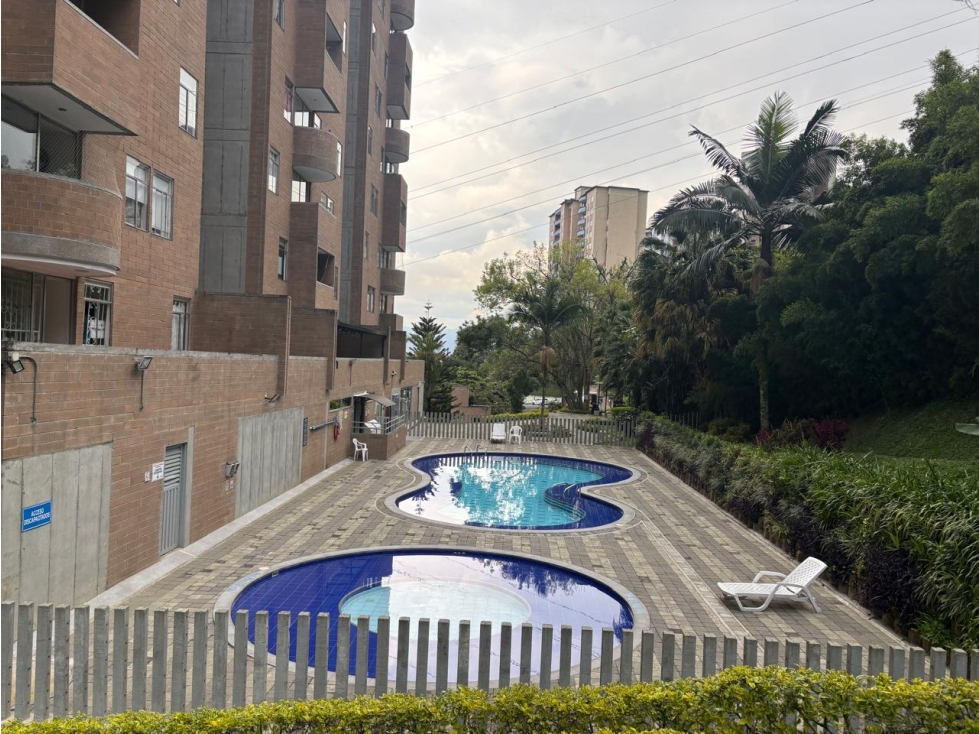 VENTA APARTAMENTO EN LA LOMA DEL INDIO