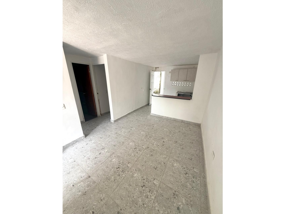 VENTA APARTAMENTO EN EL 13 DE JUNIO