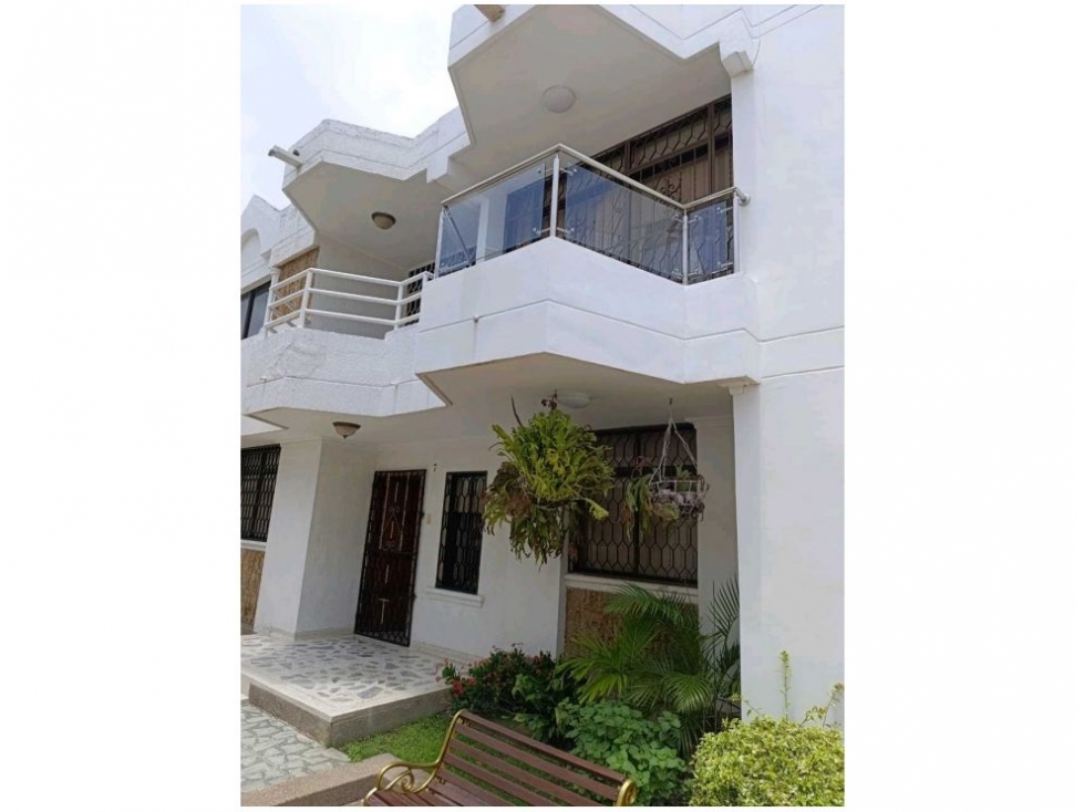 VENTA CASA EN CONJUNTO CERRADO JARDÍN SANTA MARTA L.C