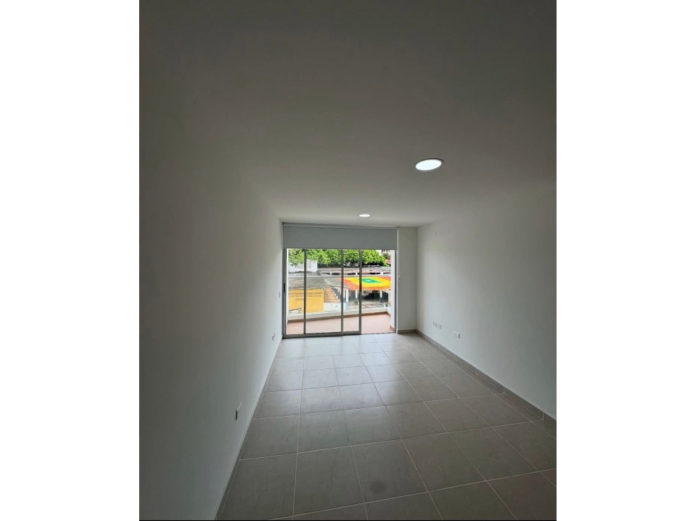 ARRIENDO APARTAMENTO CERCANO A CRESPO